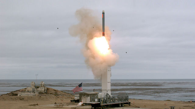 Запуск американской крылатой ракеты
