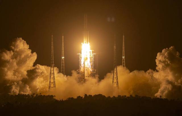 Запуск аппарата "Чанъэ-5", 23 ноября 2020 года