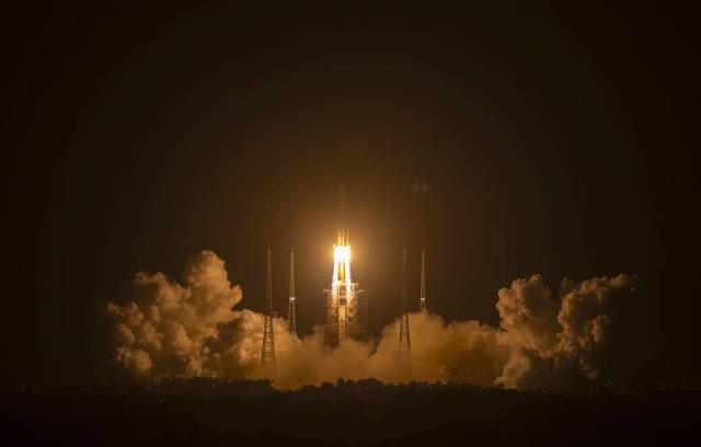 Запуск аппарата "Чанъэ-5", 24 ноября 2020 года