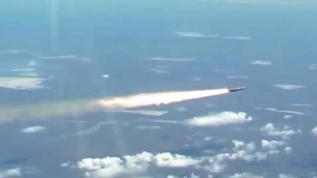 Запуск гиперзвуковой ракеты «Кинжал»