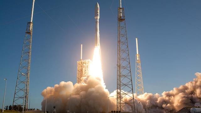 Запуск ракеты Atlas V c марсоходом «Персеверанс» с мыса Канаверал во Флориде, 29 июля 2020 года