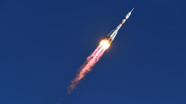 Запуск ракеты-носителя "Союз"