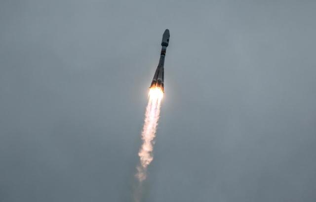 Запуск ракеты-носителя "Союз-2.1б" с автоматической космической станцией "Луна-25"