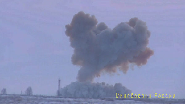 Запуск ракеты комплекса "Авангард"
