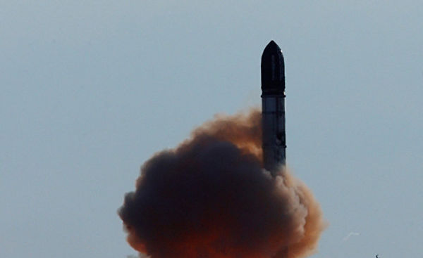 Запуск ракеты РС-20 ("Воевода") на полигоне "Ясный"