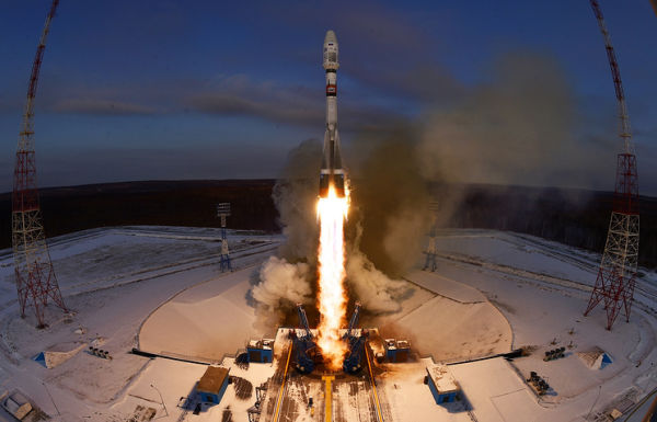 Запуск ракеты-носителя "Союз-2.1б" с космодрома Восточный