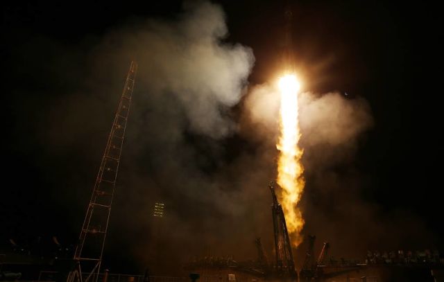 Запуск ракеты-носителя "Союз-ФГ" с транспортным пилотируемым кораблем "Союз МС-06" на космодроме Байконур, 13 сентября