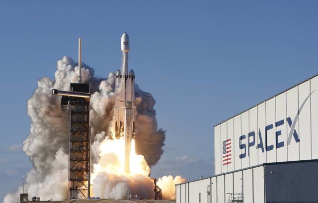 Запуск сверхтяжелой ракеты Falcon Heavy, 12 апреля 2019 года