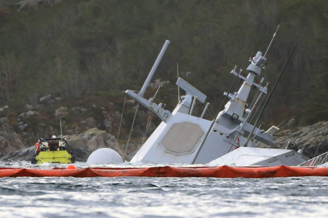 Затонувший фрегат Helge Ingstad