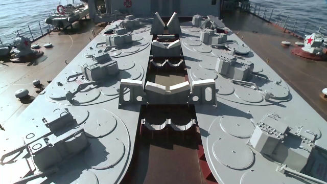 Зенитный ракетный комплекс С-300Ф "Форт" на гвардейском ракетном крейсере "Москва"