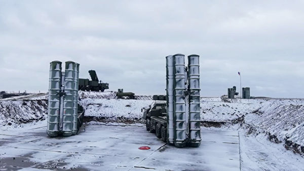 Зенитные ракетные комплексы С-400 "Триумф" в Крыму