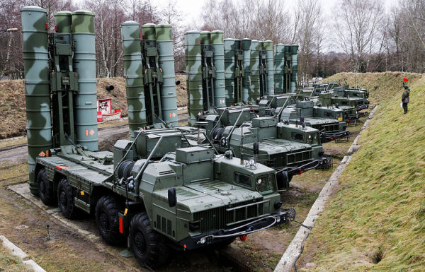 Зенитные ракетные системы С-400 "Триумф"