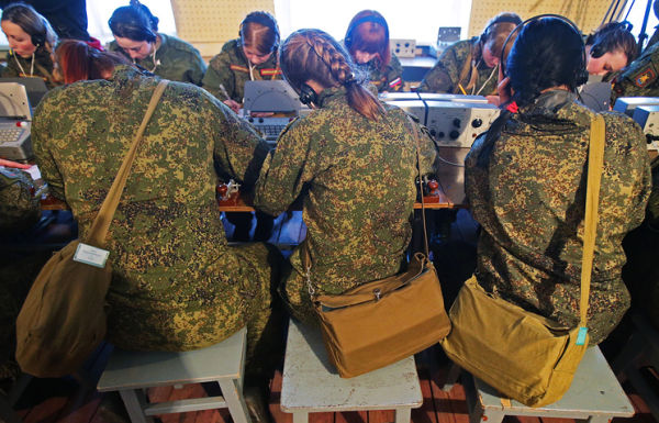 Женщины-военнослужащие ВС РФ